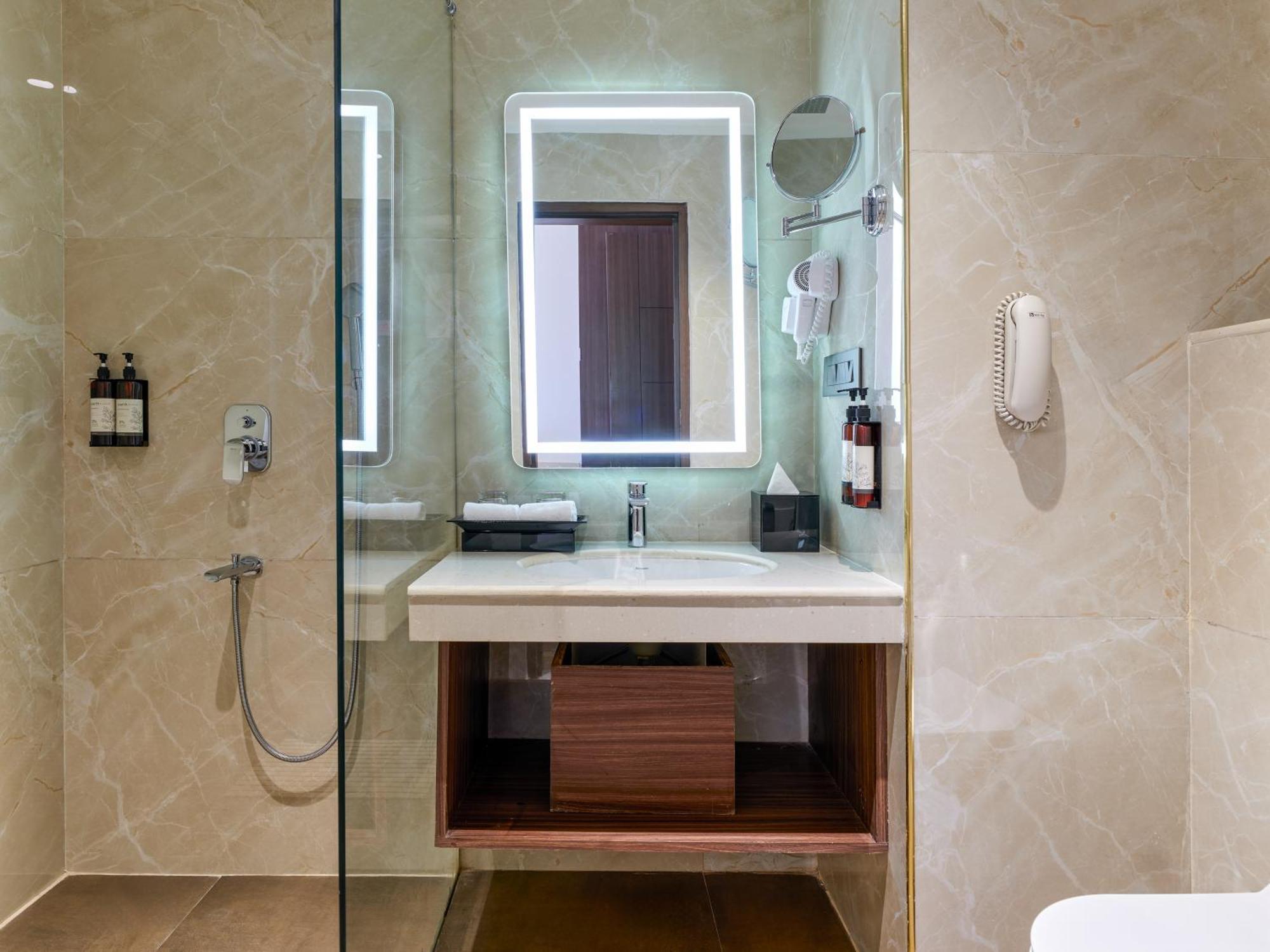 Regenta Place Gwalior Exterior photo